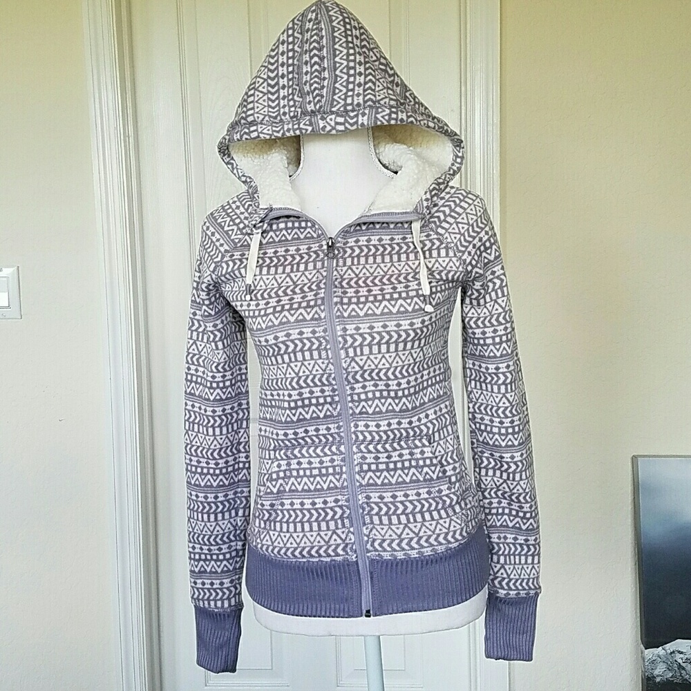 Cute hooded sweater by SO